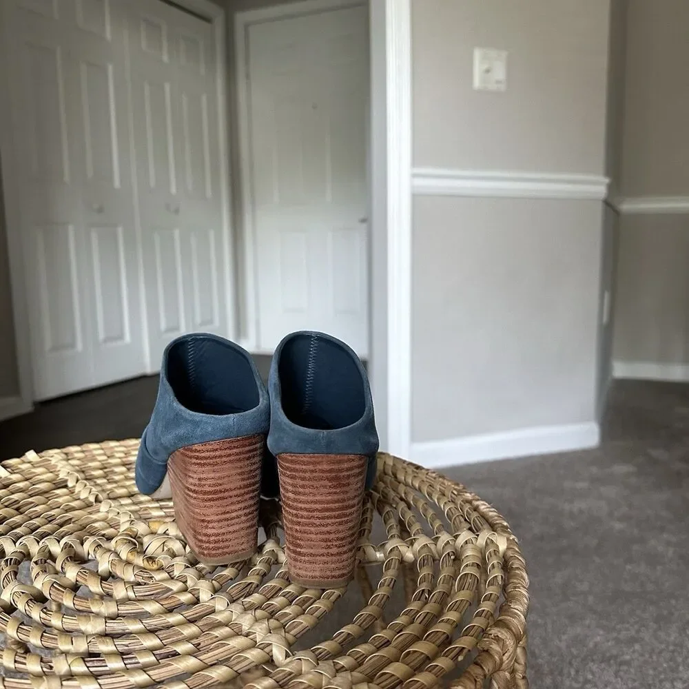 Able  local + global Blue Suede Leather Western Style Mules Sz 6 Made In Brazil